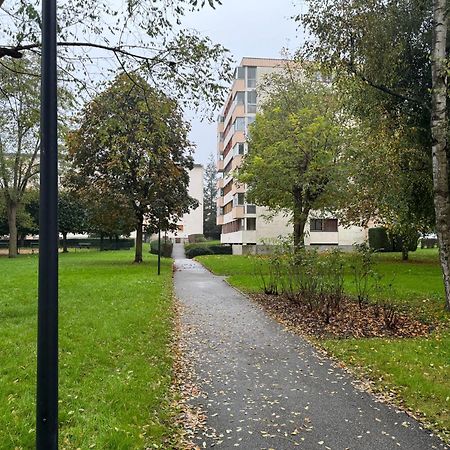 Appartement Periurbain De Paris Et Versailles Les Clayes-Sous-Bois エクステリア 写真